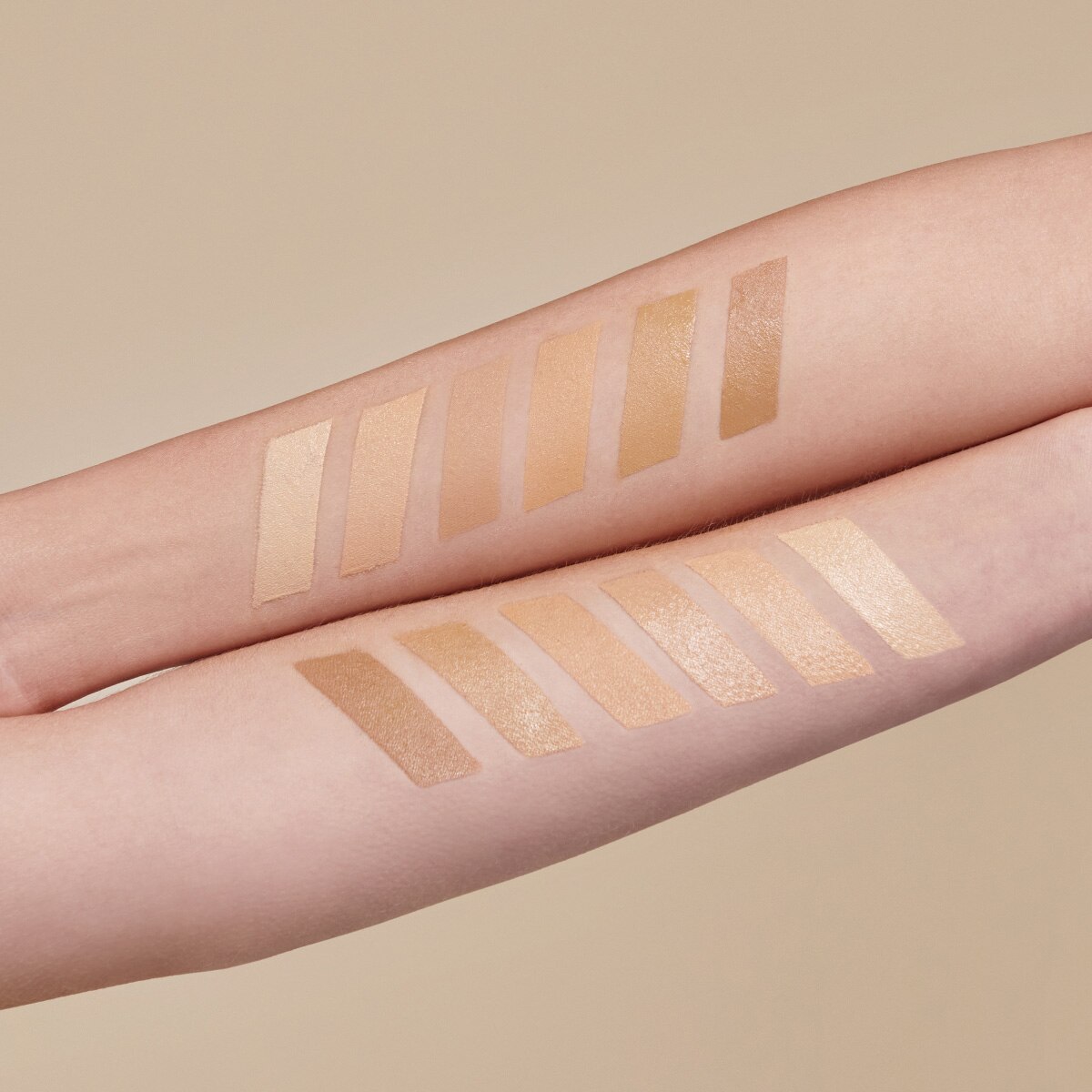 FACE THE WORLD FOUNDATION SPF 50 (BASE DE MAQUILLAJE)
